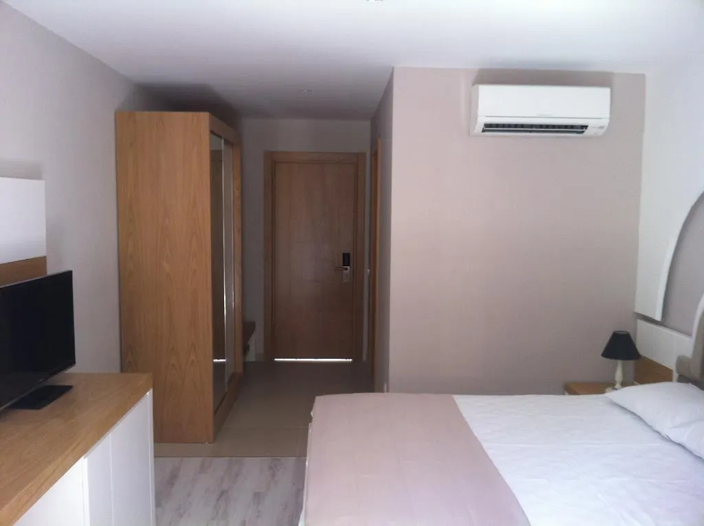 Karya Beach Gumbet Hotel